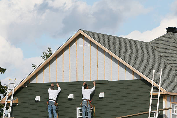 How To Choose The Right Materials for Your Siding Installation in 'Pell City, AL